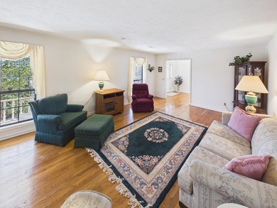 This spacious 4 bedroom 3.5 bath home offers approximately 3,079 - photo 19