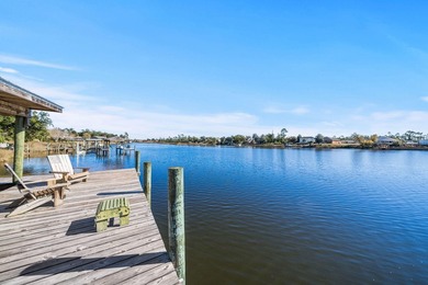 Welcome to this beautifully renovated 4-bedroom, 2-bath - photo 21