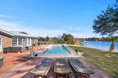 Welcome to this beautifully renovated 4-bedroom, 2-bath - photo 23
