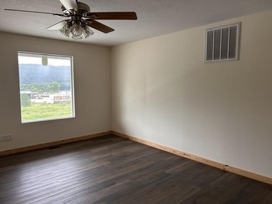 Prime Commercial Opportunity on West Main Street in Mountain - photo 25