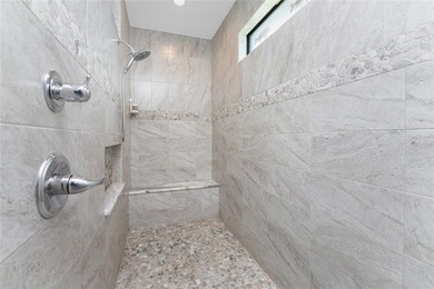 PRICE ADJUSTMENT! NOW IS THE TIME TO MAKE YOUR MOVE! Luxury - photo 27