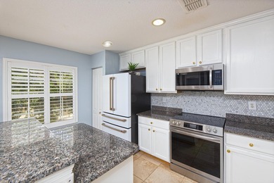 Welcome to this beautifully maintained turn-key three-story - photo 29