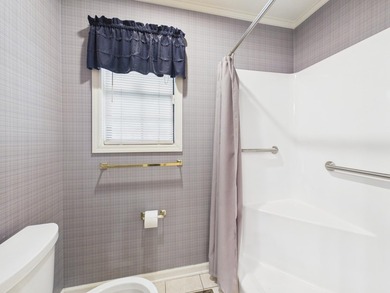 This spacious 4 bedroom 3.5 bath home offers approximately 3,079 - photo 34