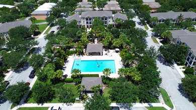 Welcome to this beautifully maintained turn-key three-story - photo 39