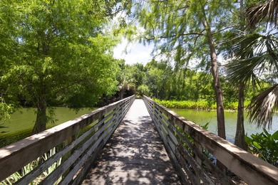 Welcome to this beautifully maintained turn-key three-story - photo 45