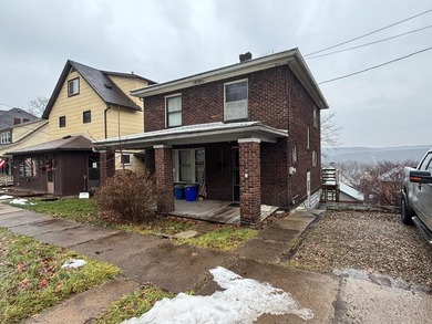 Allegheny River Home For Sale in Oil City Pennsylvania
