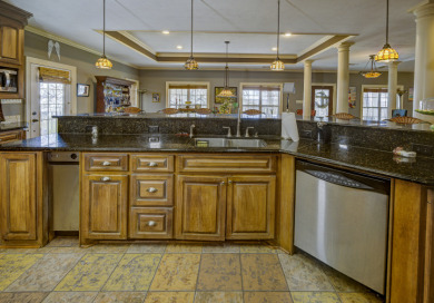 Magnificent example of classic southern charm! - photo 7