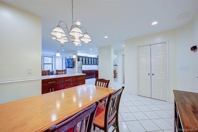 THE UNIT: Welcome home to the dreamy #4E... a spacious, bright - photo 20