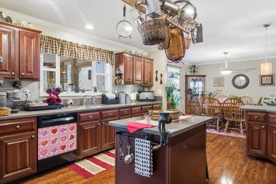 Back on the market & still looking for new owners. Exceptionally - photo 22