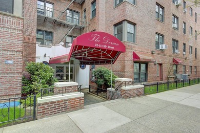 THE UNIT: Welcome home to the dreamy #4E... a spacious, bright - photo 23