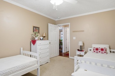 Back on the market & still looking for new owners. Exceptionally - photo 34