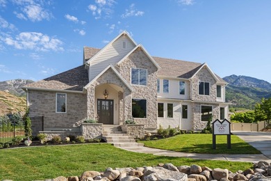 This exceptional Alpine estate is completed and move-in ready - photo 3