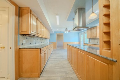 Opportunity knocks in the heart of Wildwood, one of Longview's - photo 7