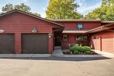 Welcome to Lake Living at Liberty Cove!!! Cozy 2BR/3BA Townhome - photo 3