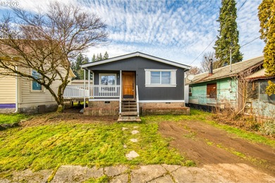 Nehalem River Home For Sale in Vernonia Oregon