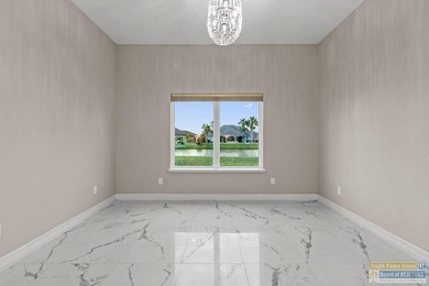 Luxury 5 Bedroom, 4 bath Home located in the Exclusive SPI Golf - photo 13