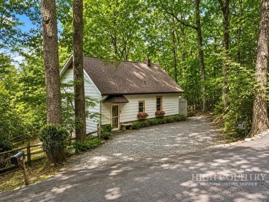 Classic Blowing Rock cottage filled with the timeless charm and - photo 1