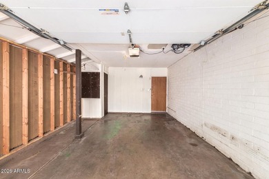 Discover all the charm and comfort of this adorable 2-bedroom - photo 27