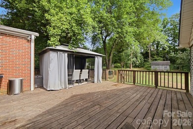 Coffee on the deck. Evenings under the trees. Plenty of room to - photo 27