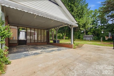 Coffee on the deck. Evenings under the trees. Plenty of room to - photo 35