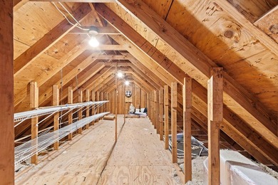 Turnberry Place is where Southern charm meets practical living! - photo 42