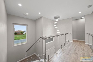 Luxury 5 Bedroom, 4 bath Home located in the Exclusive SPI Golf - photo 46