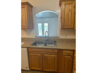 Welcome to this amazing TOP LEVEL 3 bedroom and 2 full Bathroom - photo 5