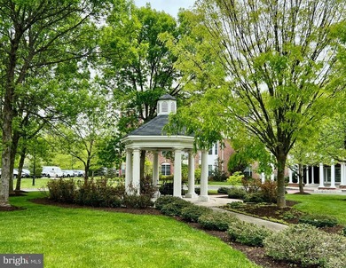 With a welcoming atmosphere and thoughtful features, this home - photo 17