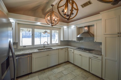Welcome to this special lakefront property on 5 peaceful acres - photo 19