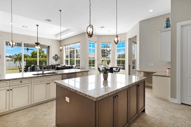 Flexible 4-bedroom home with a large guest suite/office that - photo 19