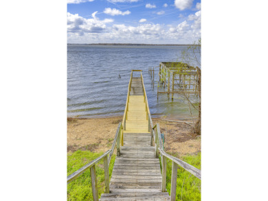 Magnificent example of classic southern charm! - photo 25