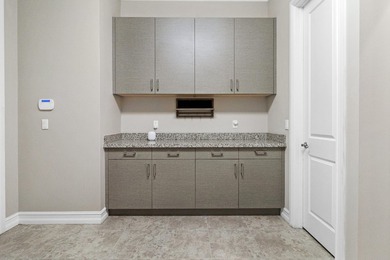 Flexible 4-bedroom home with a large guest suite/office that - photo 49