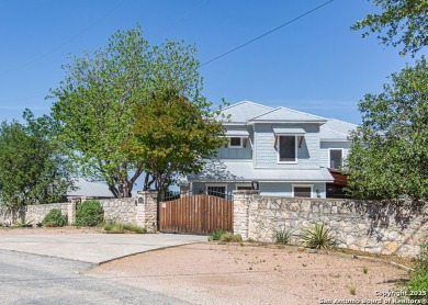 Lake Home For Sale in Canyon Lake, Texas