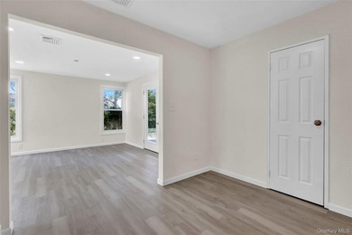 Lovely Patchogue Living! Enjoy This Beautifully Designed And - photo 13