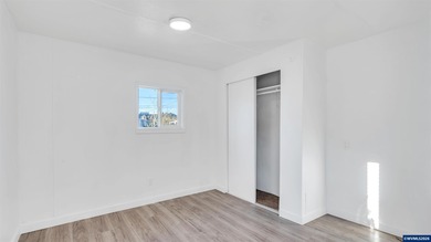 Welcome to this charming manufactured home featuring 2 bedrooms