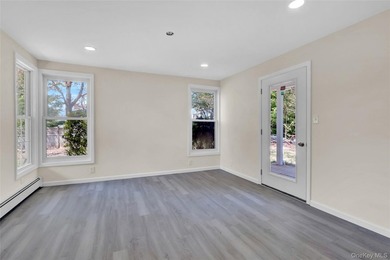 Lovely Patchogue Living! Enjoy This Beautifully Designed And - photo 14