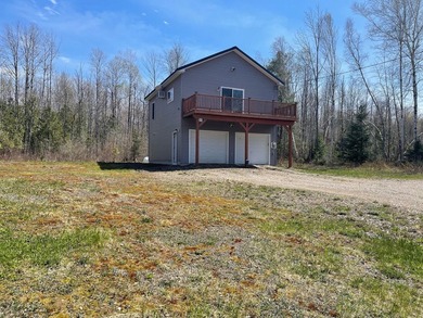 Private and economical 2 bedroom home, sits on 4.01 +/- acres - photo 3