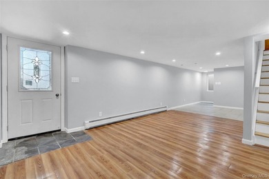 Lovely Patchogue Living! Enjoy This Beautifully Designed And - photo 26