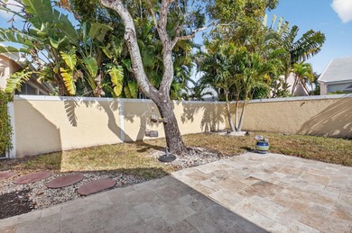 Nice home in the desirable Aberdeen CC. This home has a side - photo 39