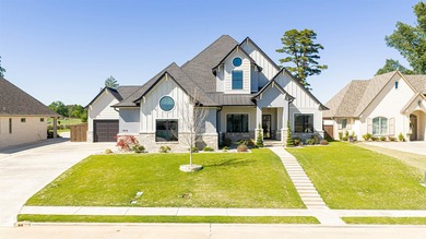 Welcome to elevated living in this stunning custom-built home - photo 1