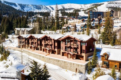 Luxury, one-of-a-kind ski-in/ski-out townhome at Schweitzer - photo 1