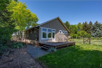 MULTI-GENERATIONAL LIVING OPPORTUNITY!! Welcome to 4398 Carter - photo 37