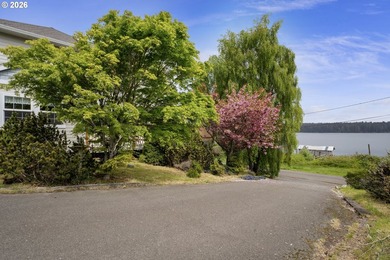 Coveted lakefront living on Siltcoos Lake, ideally situated - photo 43