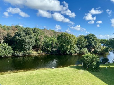 Lake Condo For Sale in Deerfield Beach, Florida