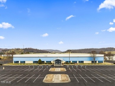 Former AT&T call center building with 54,683 sq ft. Steel frame - photo 2
