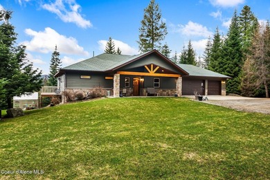 It's not often you find waterfront with acreage, a private dock - photo 4