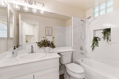 Beautifully updated 2 bd/2 ba condo in the desirable Redwood - photo 15