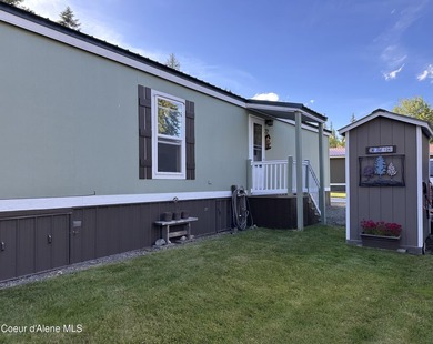 Enjoy lake and mountain views from your covered deck, a - photo 20