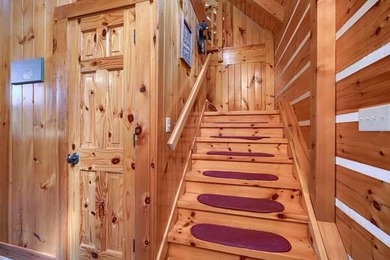 Exceptional 4 bedroom, 3.5 bath log home on 33 plus acres - photo 21