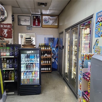 Great Location off of beach blvd, and very high demand area. M & - photo 2